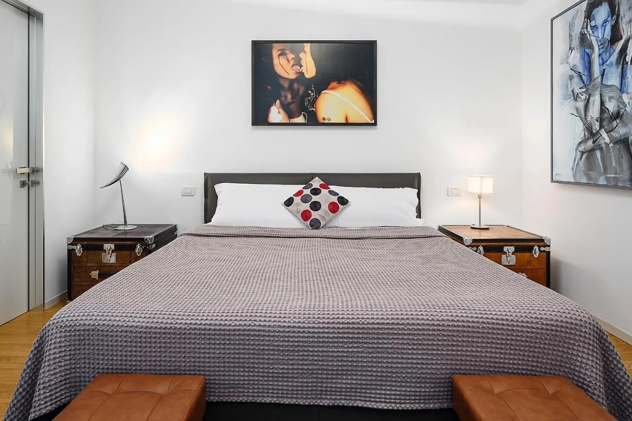Business & Luxury Suite - Monte16 Milão 0*,